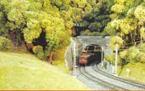 Hennen-Naumburg B&ouml;rstinger Tunnel