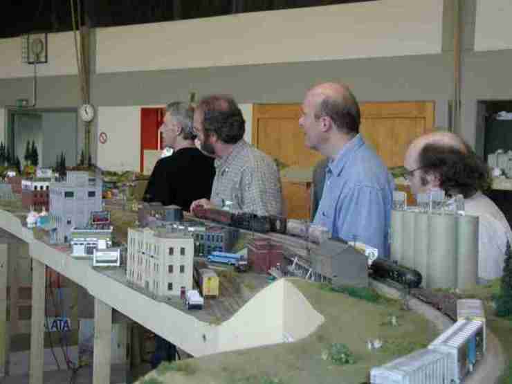 crowd at Third Street