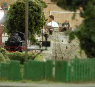 Blick durch den Zaun